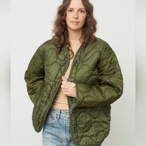 Vintage Quilted Distressed Jacket Liner -- Green